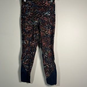 Lululemon Wunder Under Scalloped Hem high rise crop